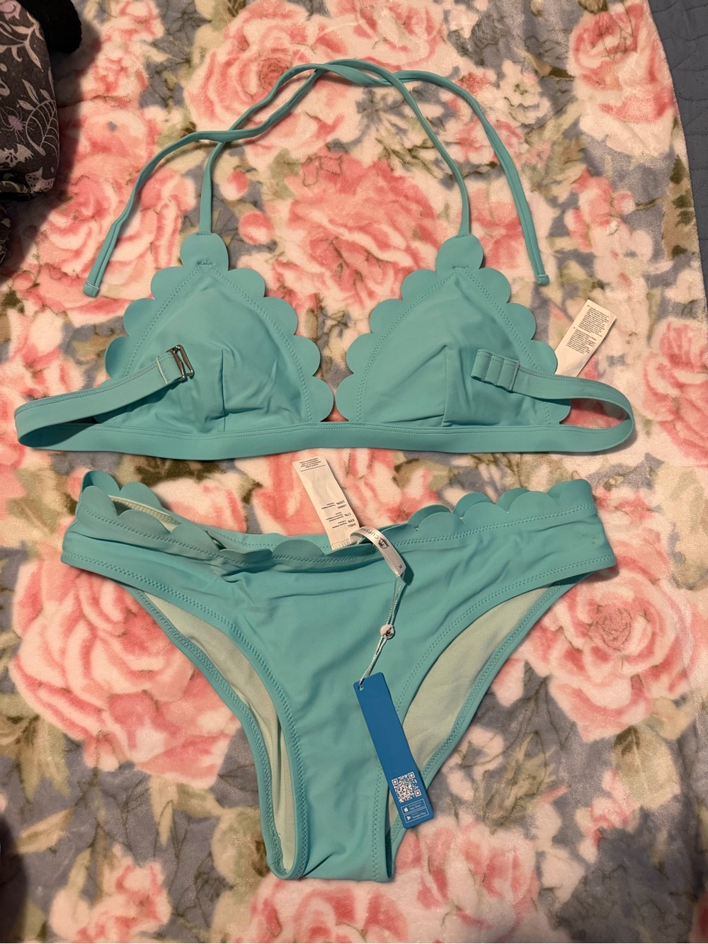 Cupshe Turquoise Scallop Trim Bikini Set